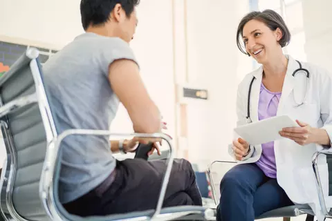 Doctor gives advices to woman